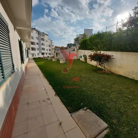 Daire Large 4 Bedroom - Albufeira